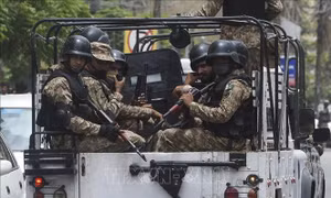 Chi tiêu quân sự khiến Pakistan thêm nghèo?
