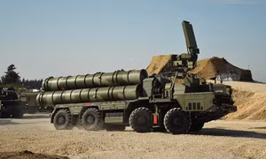 Syria chặn đoàn xe Nga chở tên lửa S-300 và S-400 tới cảng Tartus