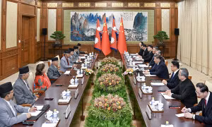 Thành công của Nepal từ chiến lược cân bằng lợi ích