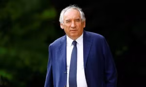 François Bayrou: Từ chính trị gia trung dung đến Thủ tướng Pháp