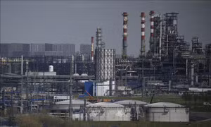 IEA: Nhu cầu dầu toàn cầu tăng chậm hơn dự kiến trong năm 2024