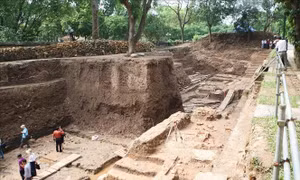 Phát hiện nhiều dấu tích kiến trúc các triều đại tại Hoàng thành Thăng Long