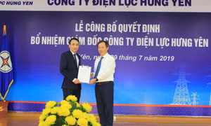 Công bố quyết định bổ nhiệm, điều chuyển cán bộ chủ chốt của Công ty Điện lực miền Bắc