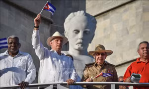 Chủ tịch Cuba lên án Mỹ tăng cường chiến lược chống La Habana
