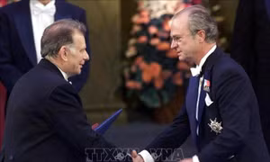 Nhà khoa học Nga từng đoạt giải Nobel qua đời