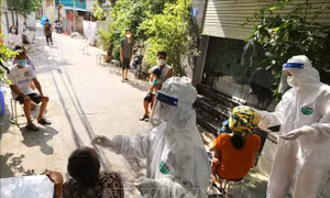 Từ nay đến 15/9, khu vực nguy cơ cao, rất cao xét nghiệm tại nhà/hộ gia đình ít nhất 3 lần