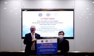 Bệnh viện Chợ Rẫy tiếp nhận máy giải trình tự gen đầu tiên do Hoa Kỳ tài trợ