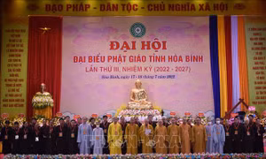 Thượng tọa Thích Đức Nguyên tiếp tục được suy tôn làm Trưởng Ban Trị sự Giáo hội Phật giáo Việt Nam tỉnh Hòa Bình