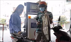 Giá xăng, dầu đồng loạt tăng