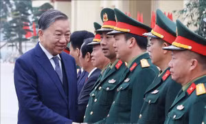 Tổng Bí thư Tô Lâm thăm và làm việc tại Lữ đoàn tên lửa 490 