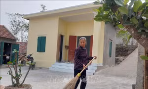Niềm vui trong những ngôi nhà mới đón Tết sau siêu bão Yagi