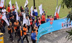Phát động chiến dịch 'Triệu bước chân nhân ái'
