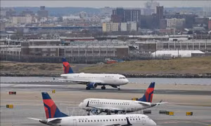 Mỹ: Delta Air Lines chật vật xử lý sự cố máy tính
