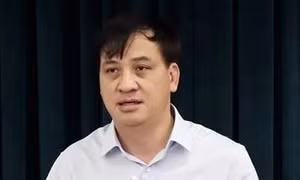 Truy tặng Huân chương Lao động hạng Ba cho ông Lê Hòa Bình