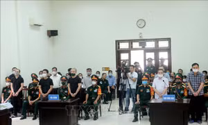 Vụ buôn lậu gần 200 triệu lít xăng: Hai cựu Thiếu tướng Cảnh sát biển bị phạt 27 năm tù
