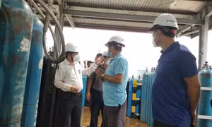 Khẩn cấp xây dựng hệ thống oxy y tế tại TP Hồ Chí Minh