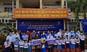 Cà Mau đề xuất không tăng mức thu học phí năm học 2021 - 2022