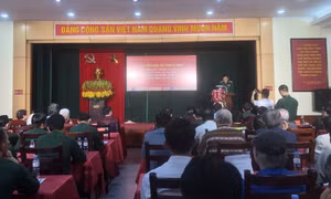 Phát động sáng tác tranh cổ động chào mừng 80 năm Ngày thành lập QĐND