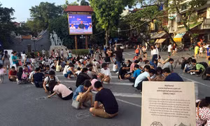 Trò chơi dân gian trên tuyến phố đi bộ Hà Nội