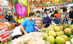 Đủ nguồn cung hàng hóa 3 ngày Tết, không xảy ra găm hàng ép giá