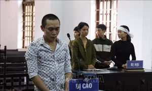 Lĩnh án 15 năm tù vì chiếm đoạt tiền của gia đình nạn nhân vụ sạt lở tại Rào Trăng 3