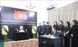 Đại sứ quán Việt Nam tại Ai Cập tổ chức lễ viếng Tổng Bí thư Nguyễn Phú Trọng