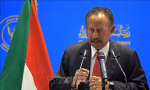 Quân đội Sudan dỡ bỏ hạn chế đi lại đối với Thủ tướng Abadalla Hamdok