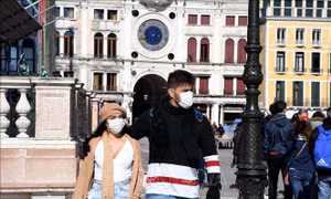 Italy triệt phá đường dây làm giả 'Thẻ xanh' COVID-19