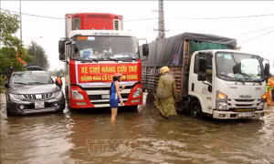 Tạm dừng thu phí trạm BOT qua Quảng Trị phục vụ cứu trợ bão lũ