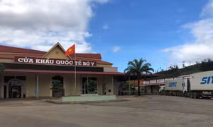 Xây dựng quy trình nâng cấp cửa khẩu với các nước bạn Lào và Campuchia