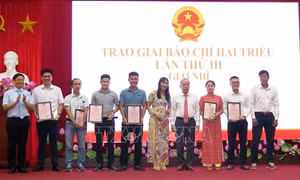 Trao Giải Báo chí Hải Triều cho 27 tác phẩm xuất sắc