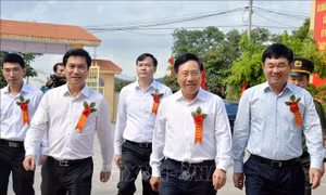 Phó Thủ tướng Phạm Bình Minh dự Ngày hội toàn dân bảo vệ an ninh Tổ quốc
