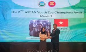 ASEAN vinh danh hai trường học sinh thái và hai nhà vô địch sinh thái trẻ của Việt Nam