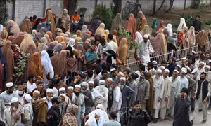 Giẫm đạp tại các điểm cứu trợ ở Pakistan, ít nhất 16 người thiệt mạng