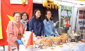 Việt Nam tham dự Lễ hội đoàn kết của Đảng Lao động Bỉ