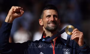 Cái kết có hậu cho huyền thoại quần vợt Novak Djokovic 