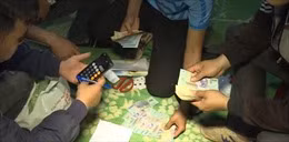 Triệt phá sòng bạc, phát hiện tàng trữ trái phép súng quân dụng 