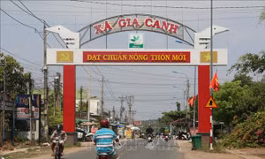Ý Đảng - lòng dân trong xây dựng nông thôn mới ở huyện miền núi Định Quán