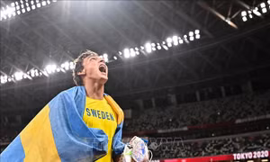 VĐV nhảy sào Thụy Điển giành HCV ngay trong lần đầu tham dự Olympic 