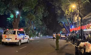 Điều tra nguyên nhân 3 người tử vong trên đường Láng (Hà Nội) 
