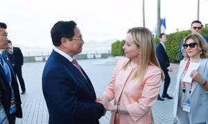 Thủ tướng Phạm Minh Chính gặp Thủ tướng Italy Giorgia Meloni 