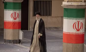 Lãnh tụ tối cao Iran tuyên bố cứng rắn sau khi Tổng thống Trump gửi thư đề nghị đàm phán