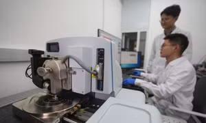 Trung Quốc đạt đột phá mới trong tiến trình nghiên cứu biến nước thành nhiên liệu