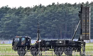 Ukraine chuyển hướng ưu tiên an ninh khi ông Trump thúc đẩy đàm phán 