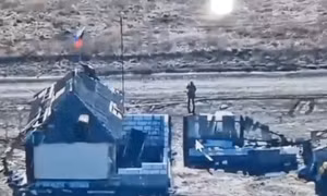 Nga tấn công đột phá ở Kursk khi Ukraine và Mỹ sắp nối lại đàm phán