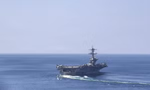 IRGC tuyên bố dùng tên lửa và UAV tấn công gây thiệt hại đáng kể cho tàu sân bay USS Abraham Lincoln