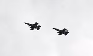 Xung đột Nga-Ukraine: Tên lửa S-300 bắn hạ chiến đấu cơ 'không thể bắn hạ' F-16