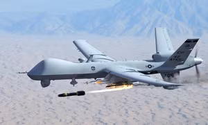 Mỹ phóng tên lửa Hellfire vô hiệu hoá một tàu hàng vi phạm lệnh phong tỏa Iran