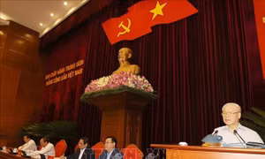 Đảng lãnh đạo tuyệt đối, trực tiếp mọi mặt đối với Công an nhân dân