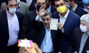 Iran: Cựu Tổng thống Mahmoud Ahmadinejad đăng ký tranh cử tổng thống